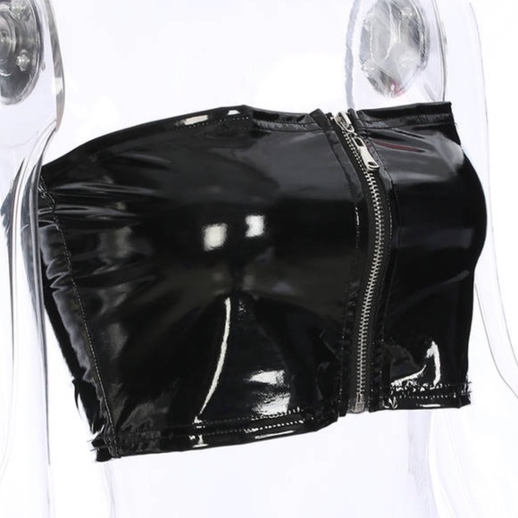 BLACK LATEX ZIP CROP - Picture 2 of 2